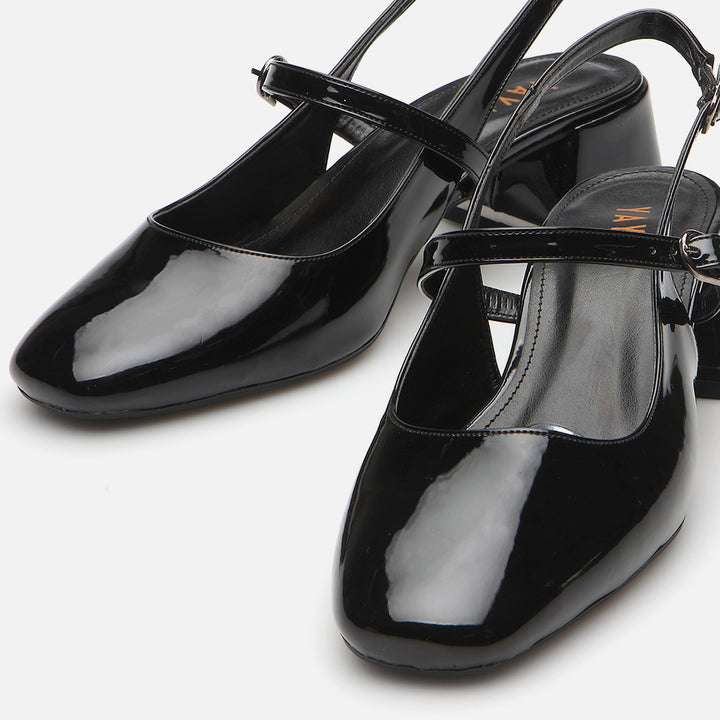 أحذية نسائية عالية