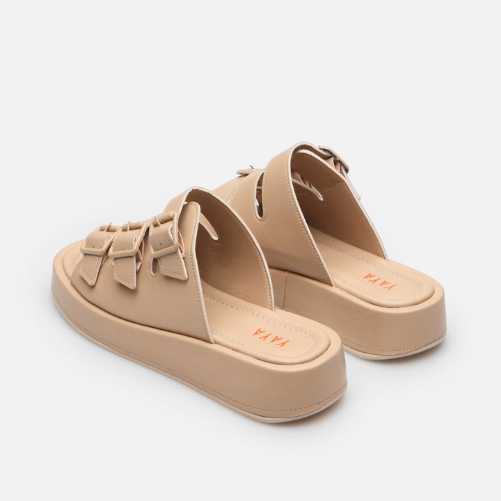 أحذية نسائية مسطحة