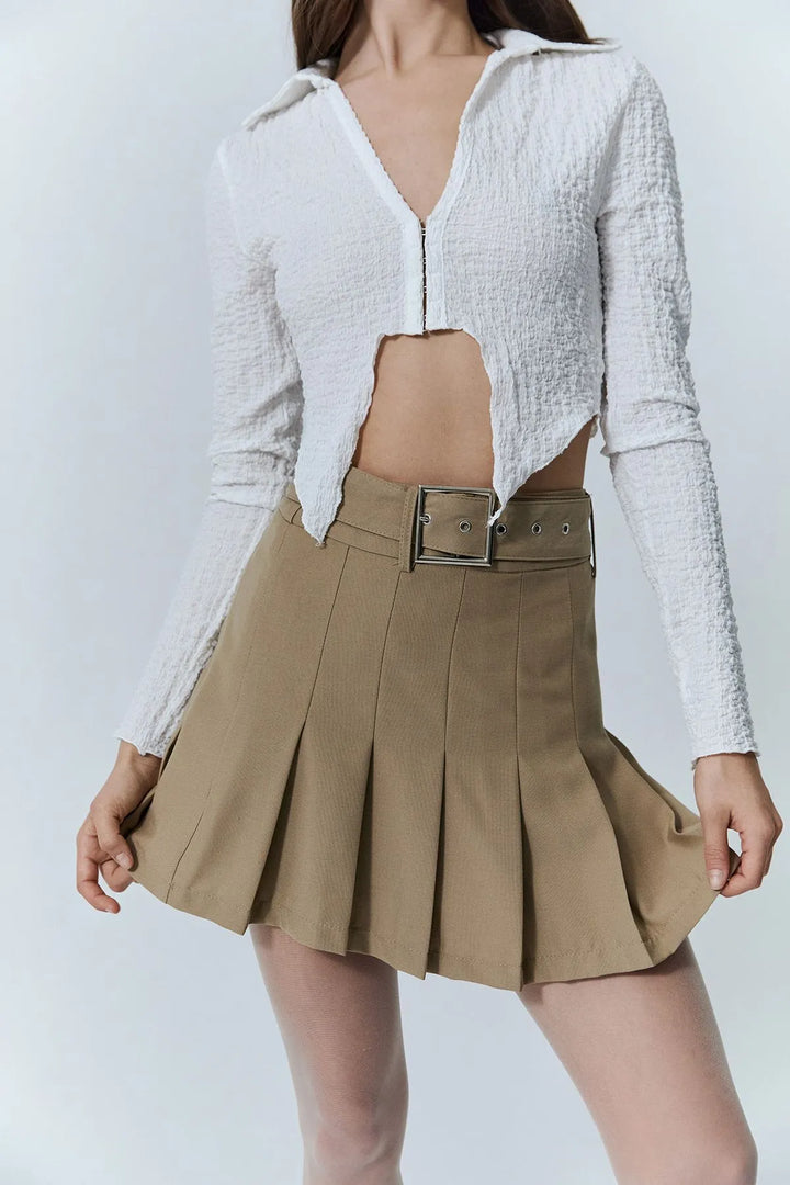 بلوزة محبوكة غير متماثلة باللون البيج