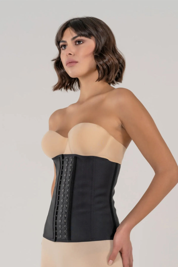 كورسيه أسود للنساء