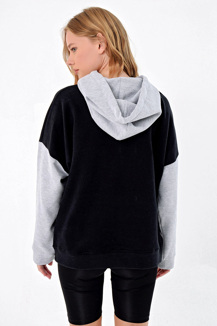 سويت شيرت بألوان متعددة