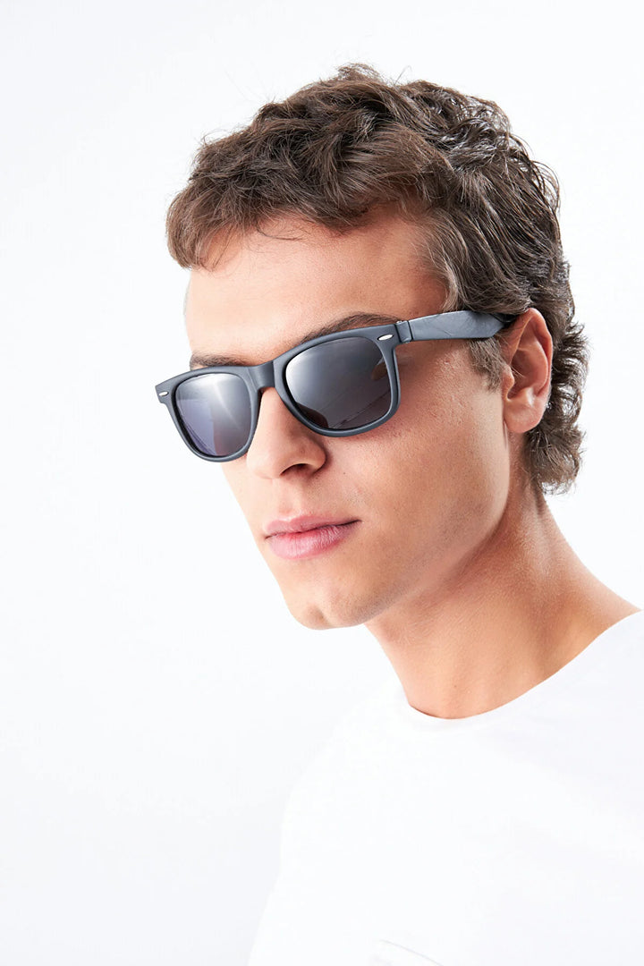 نظارة شمسية للجنسين APSS012201