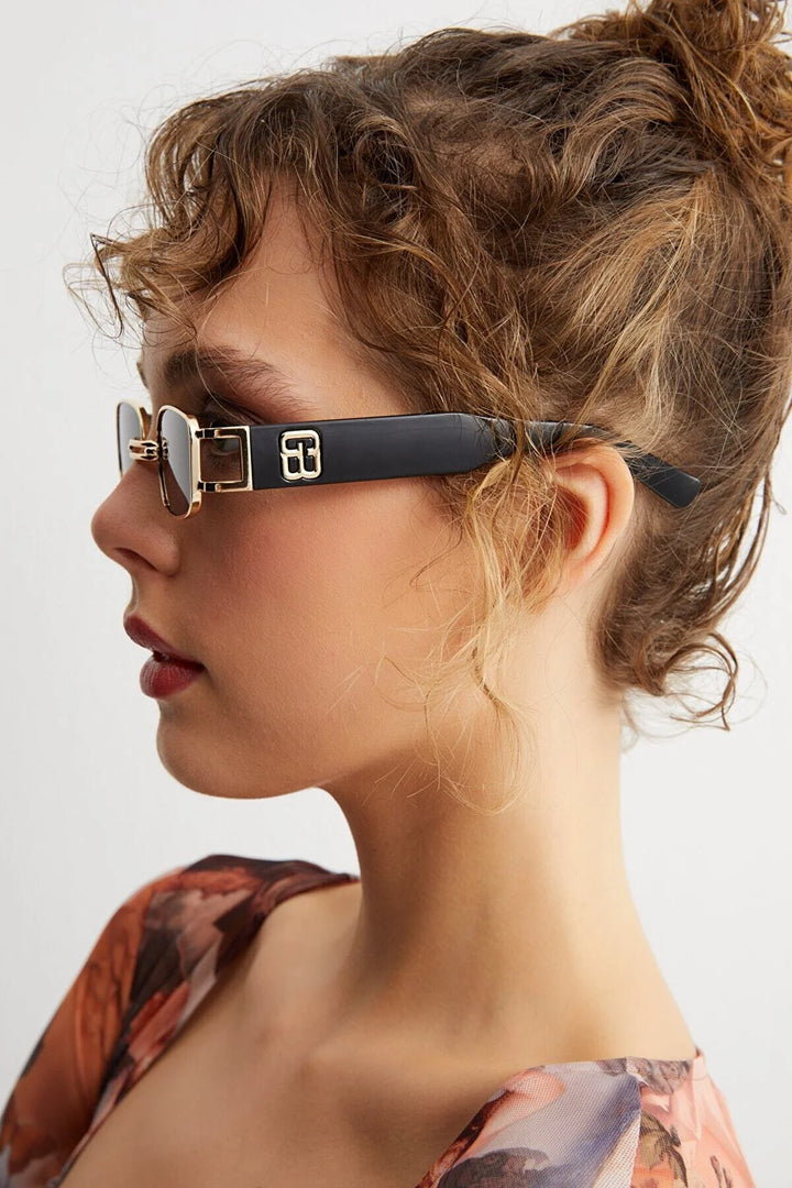 نظارة شمسية مستطيلة بسيطة للنساء APSS062301