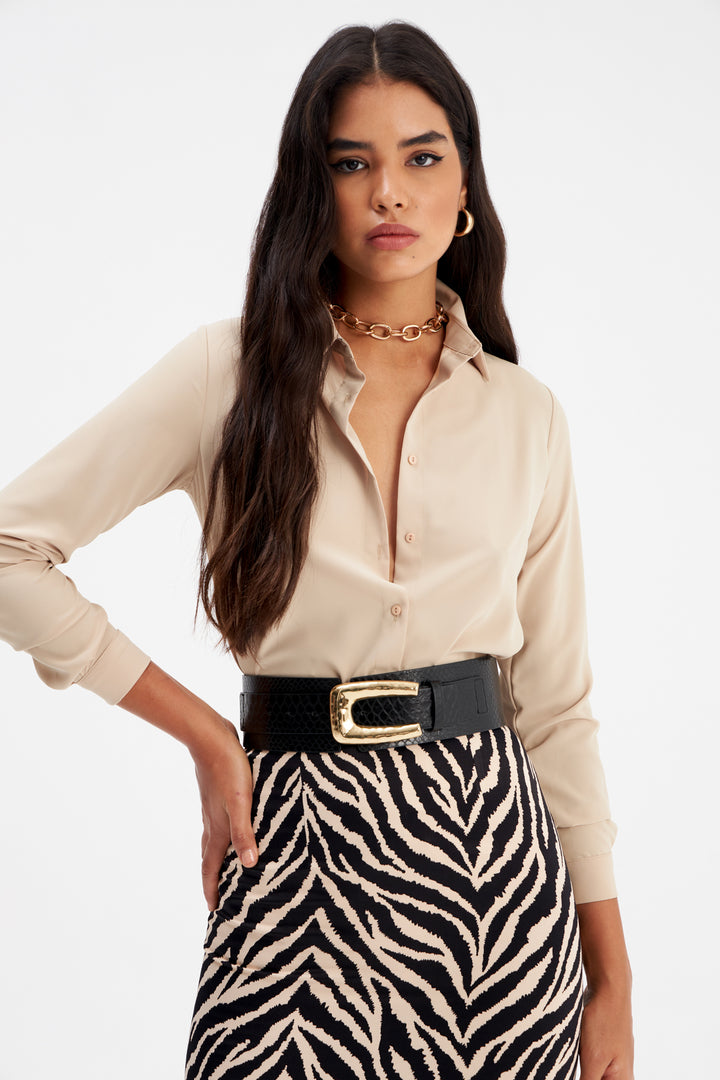 قميص بيج كلاسيكي