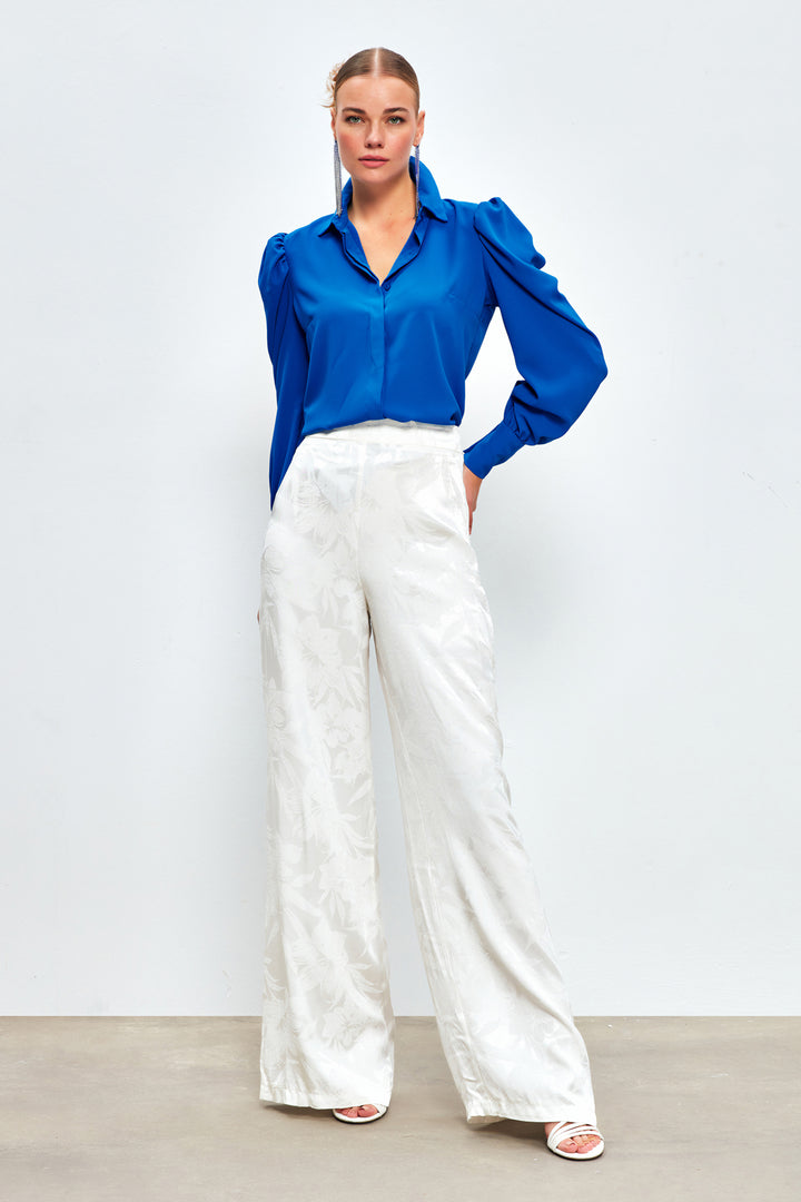 قميص ساكسفون كلاسيكي بأكمام منتفخة