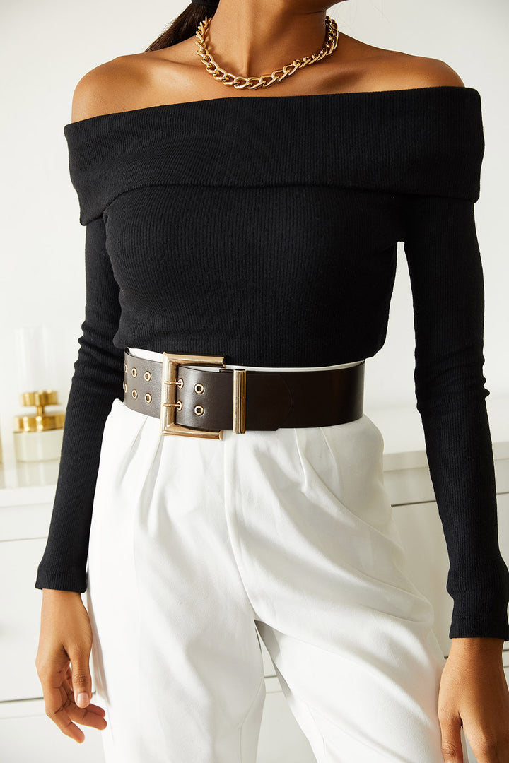 سترة سوداء بأكمام طويلة من مادونا