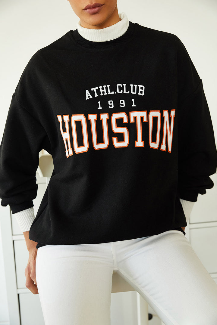 سويت شيرت من الصوف مطبوع باللون الأسود