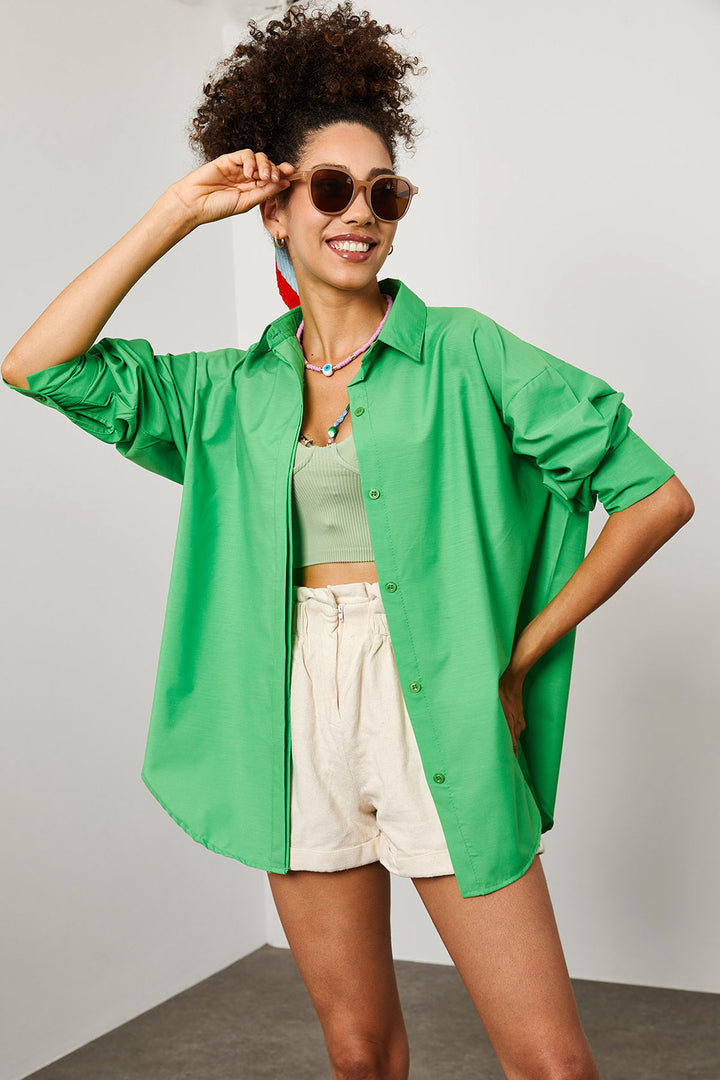 قميص أخضر طويل كبير الحجم