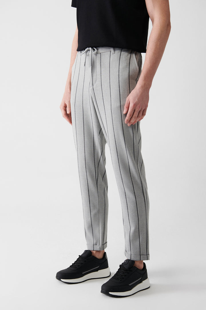 بنطلون رمادي للرجال