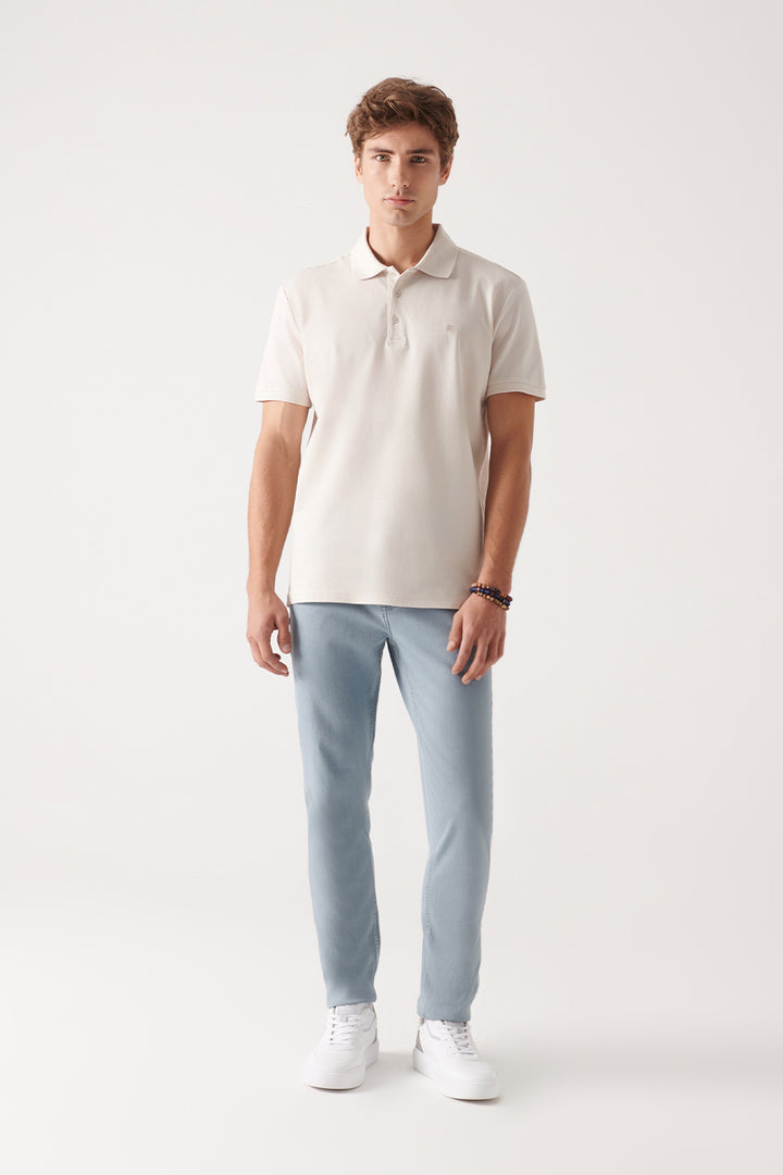 تي شيرت رجالي باللون البيج