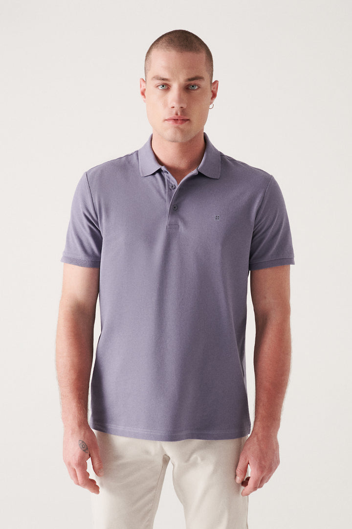 تي شيرت رجالي باللون البنفسجي