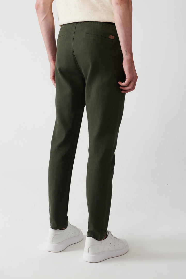 بنطلون كاكي للرجال