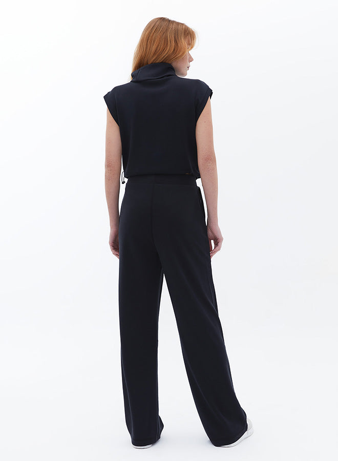 بنطلون محبوك للسيدات