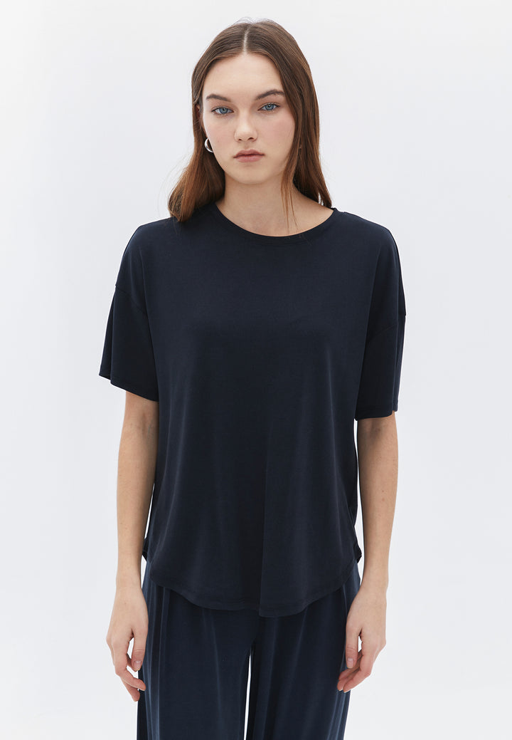 تي شيرت محبوك للسيدات