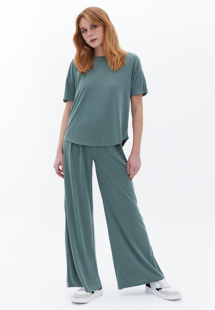 تي شيرت محبوك للسيدات