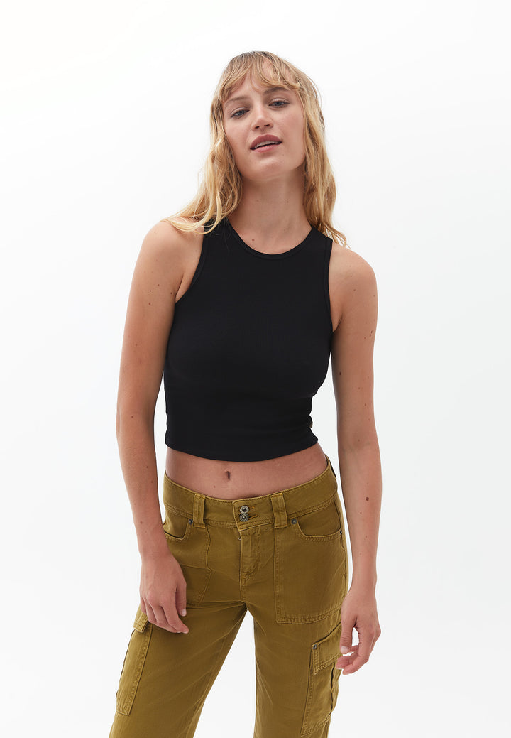 قميص نسائي محبوك