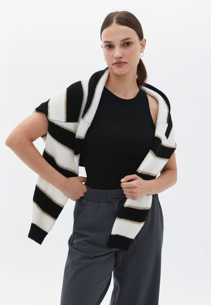 قميص نسائي محبوك