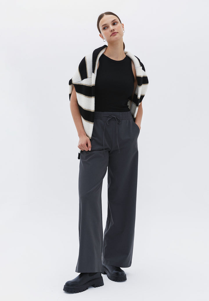 قميص نسائي محبوك