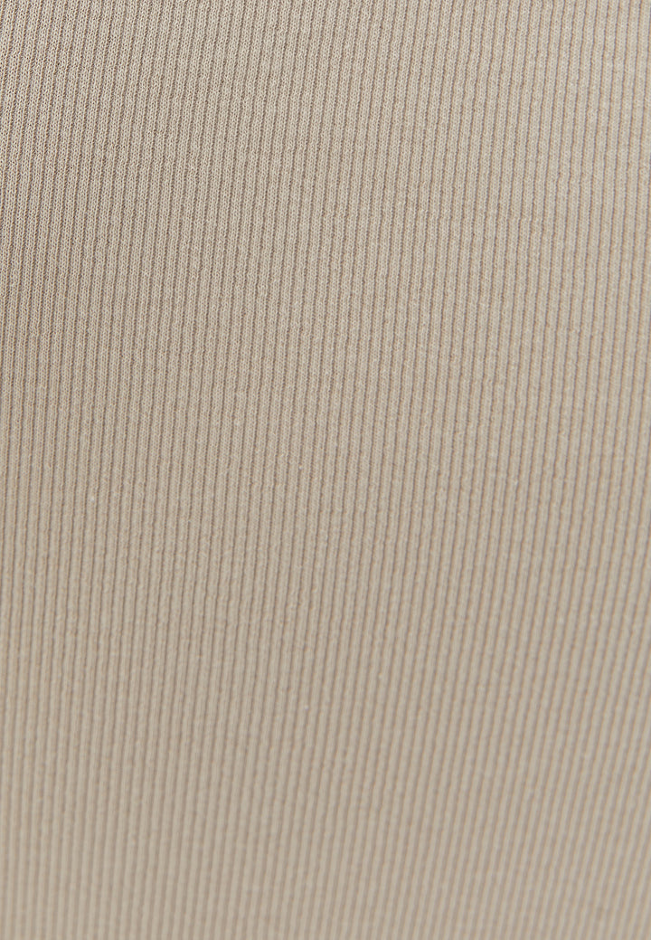 تي شيرت محبوك للسيدات