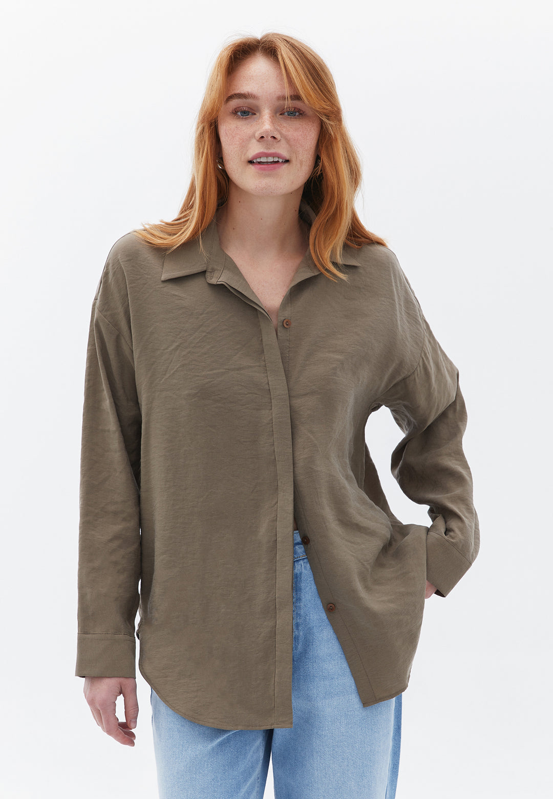 قميص نسائي منسوج