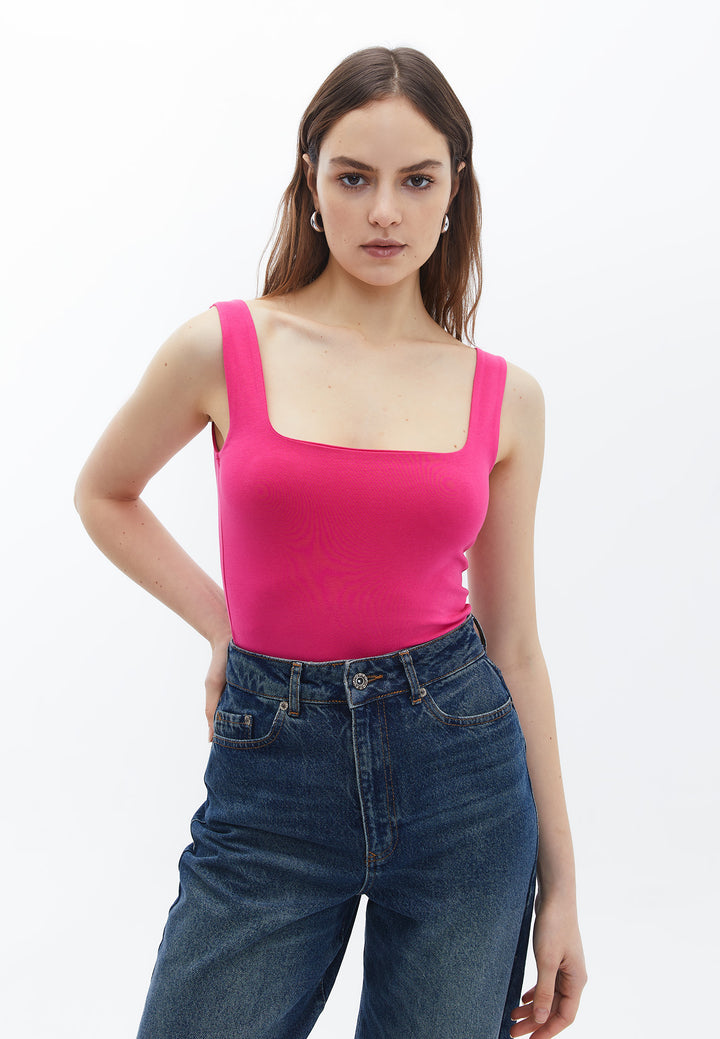 قميص نسائي محبوك