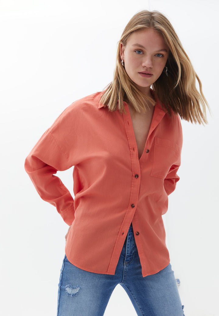 قميص نسائي منسوج