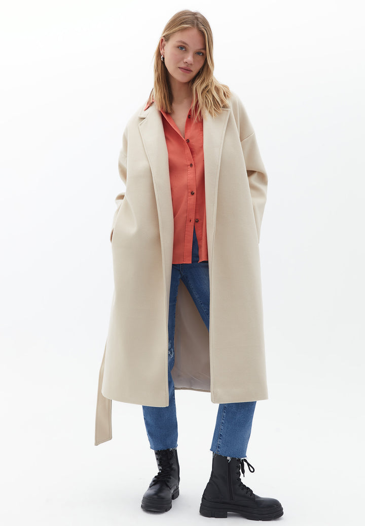 قميص نسائي منسوج