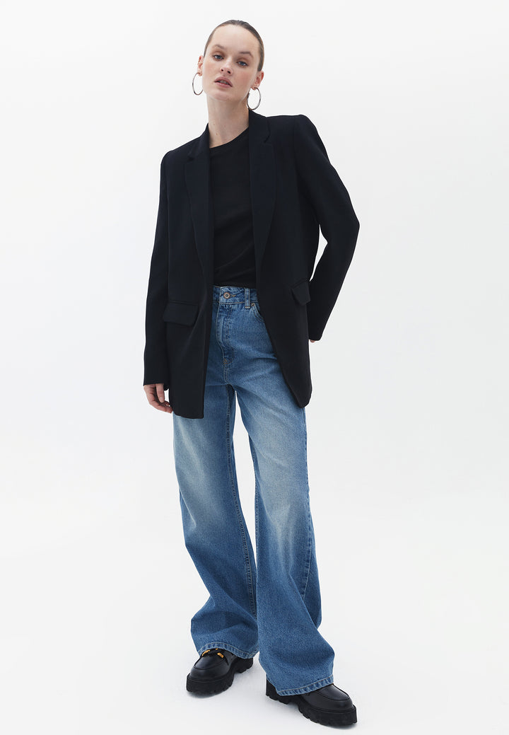 تي شيرت محبوك للسيدات