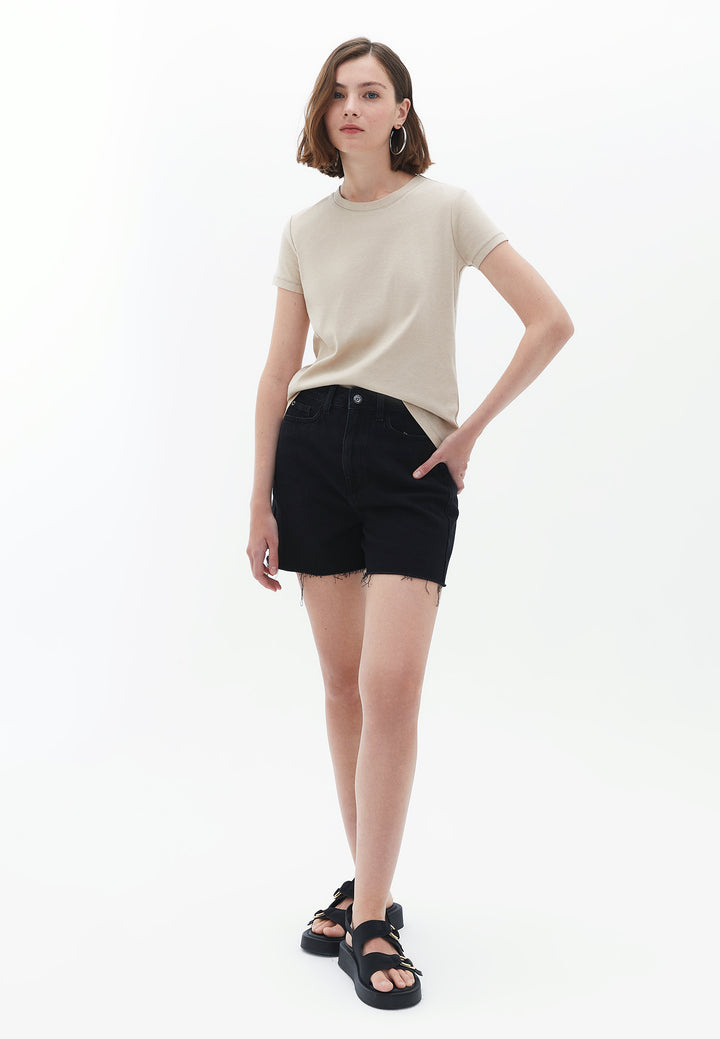 تي شيرت محبوك للسيدات