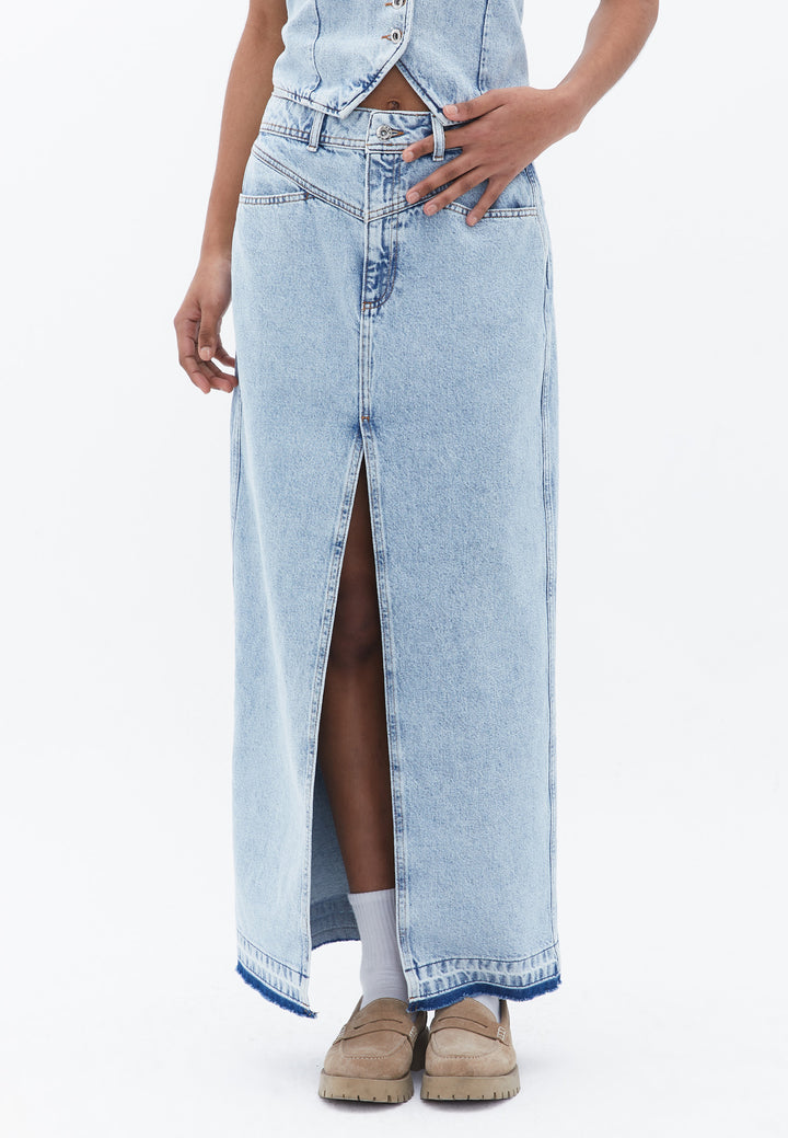 تنورة منسوجة للسيدات