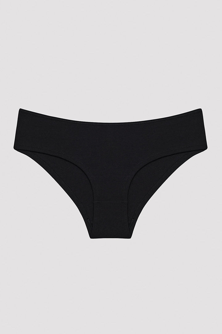 مجموعة الملابس الداخلية الأساسية للسيدات