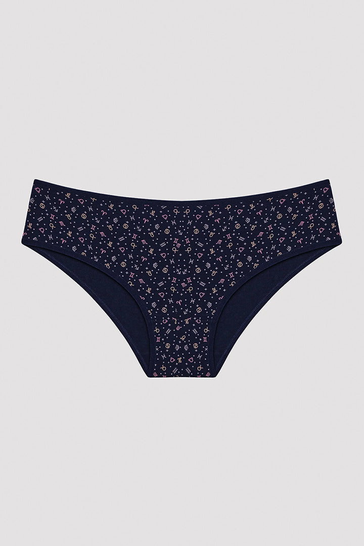 مجموعة ملابس داخلية نسائية عصرية