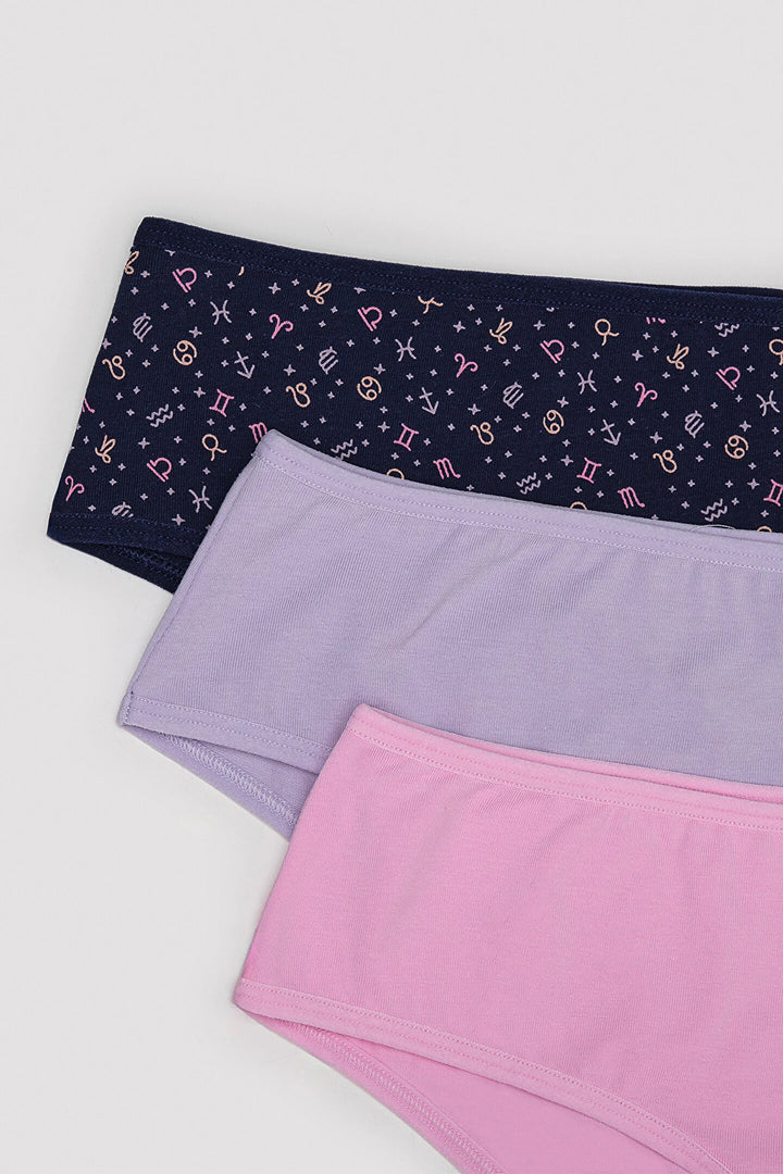 مجموعة ملابس داخلية نسائية عصرية