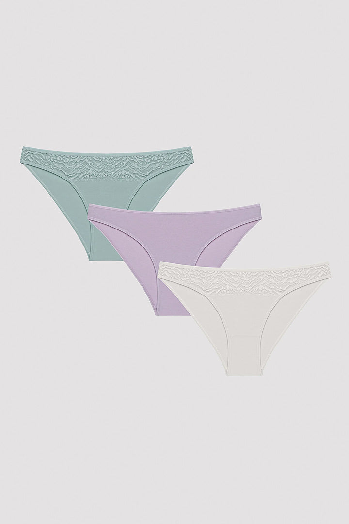 مجموعة ملابس داخلية نسائية عصرية