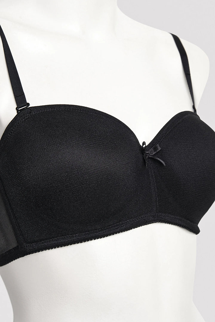 حمالة صدر أساسية للنساء