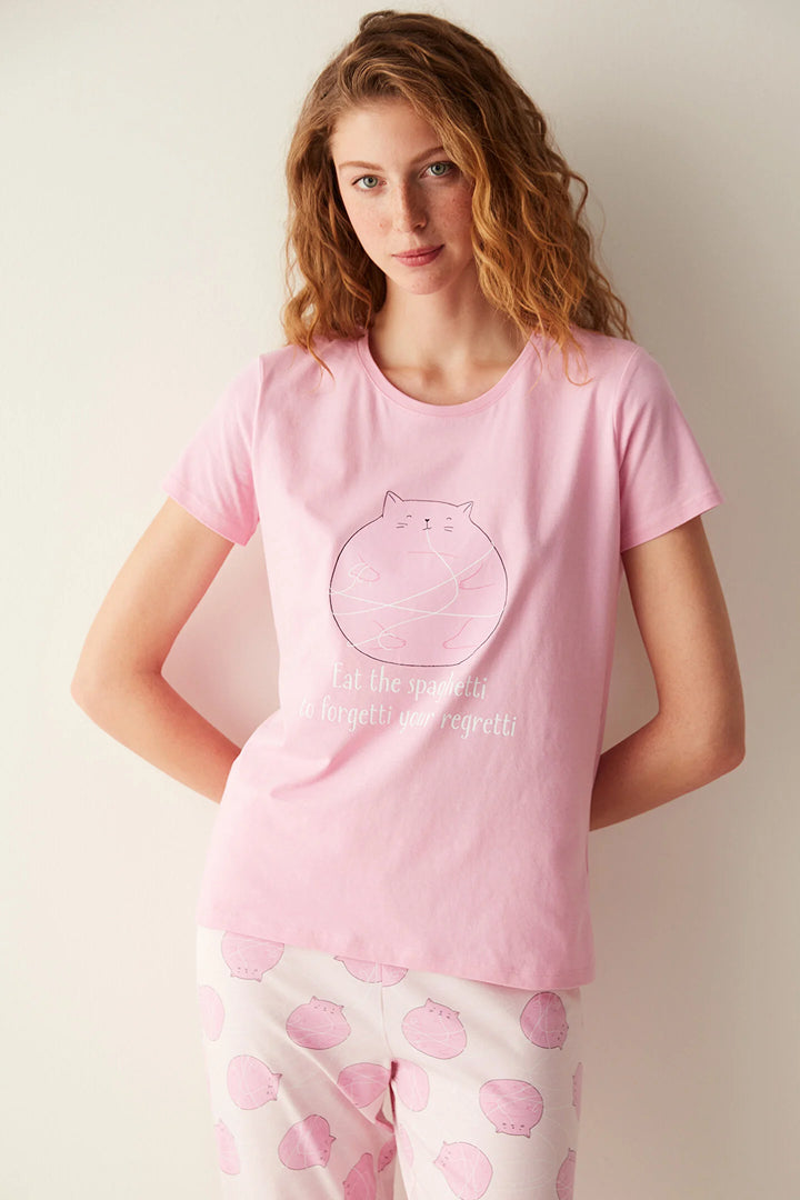 طقم بيجامات نسائية بطبعات