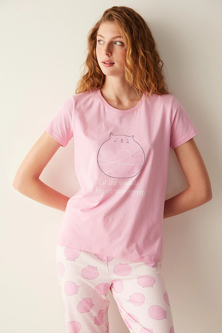 طقم بيجامات نسائية بطبعات