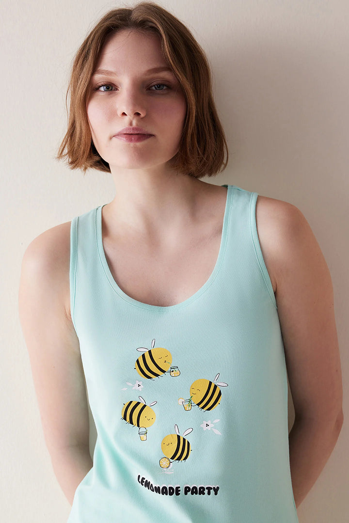 طقم بيجامات نسائية بطبعات