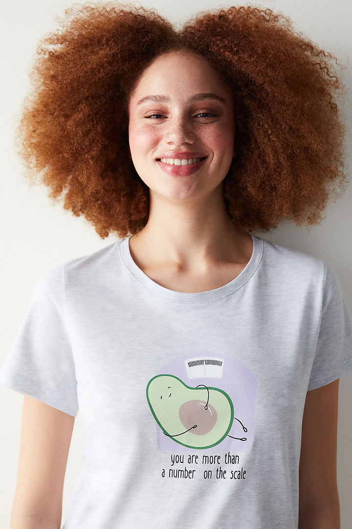 طقم بيجامات نسائي