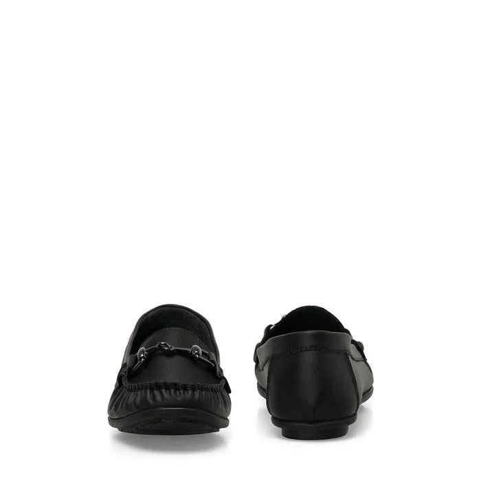 حذاء نسائي أسود