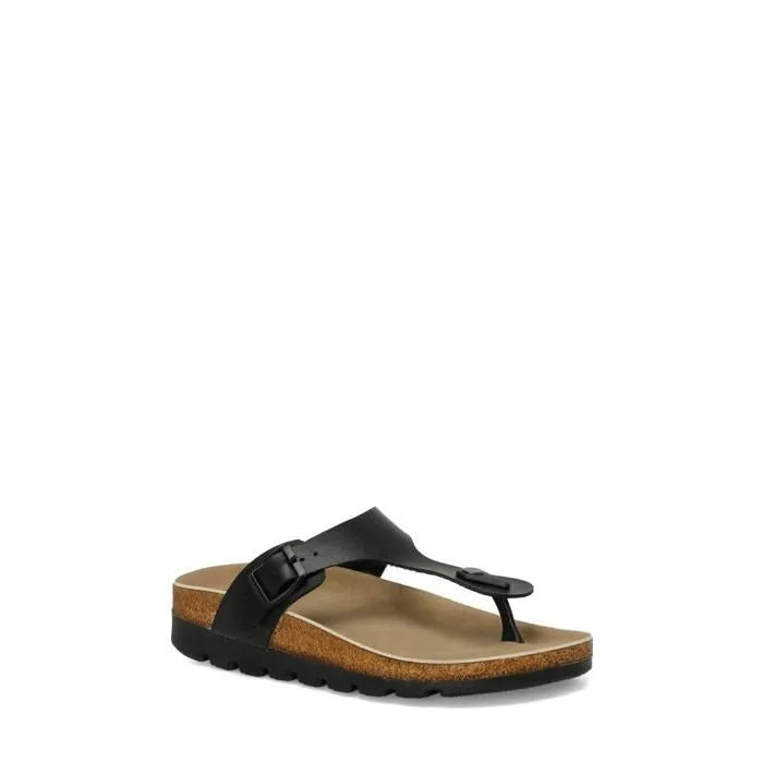 نعال نسائية باللون الأسود