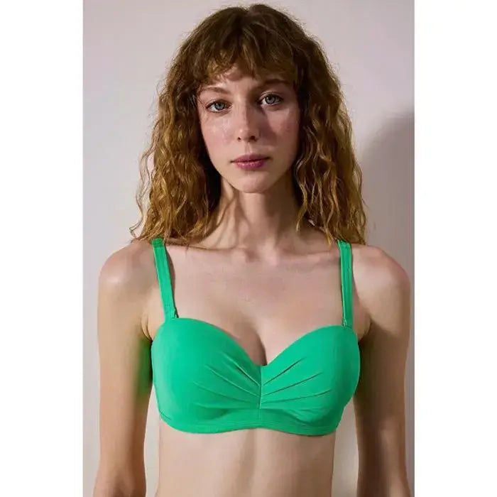 PENTI Femme Haut de Bikini Vert Lotus in green, made of 80% polyamide and 20% elastane, stylish and comfortable swimwear.