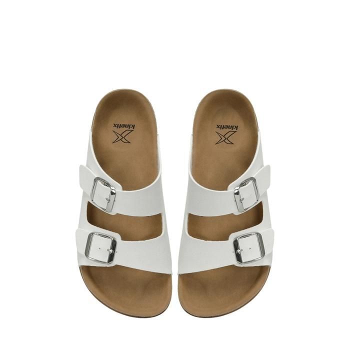 نعال نسائية باللون الأبيض