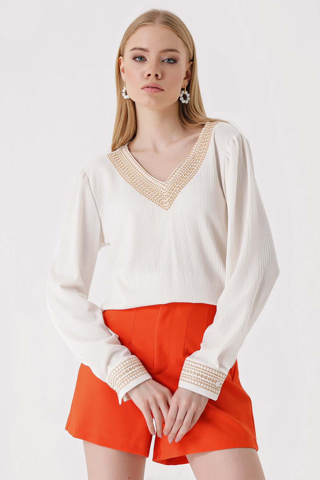 Bigdart 0466 Blouse Tricotée à Col en V Brodée - Blanc