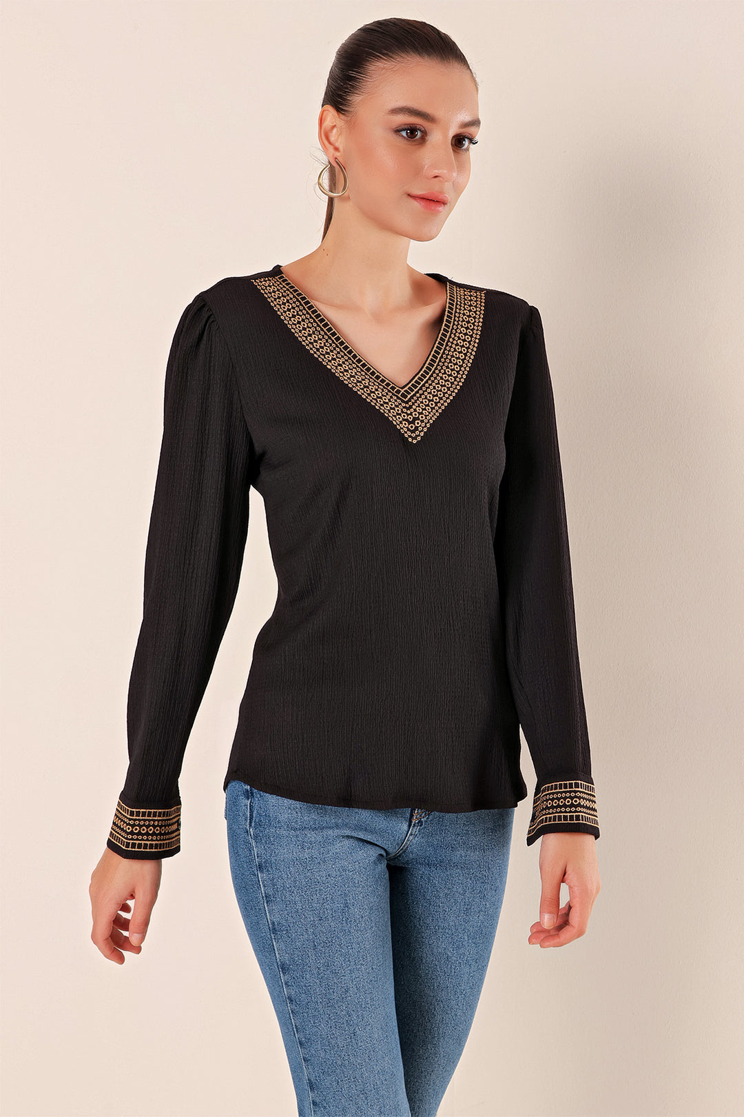 Bigdart 0466 Blouse Tricotée à Col en V Brodée - Noir