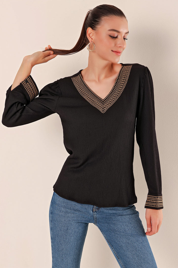 Bigdart 0466 Blouse Tricotée à Col en V Brodée - Noir