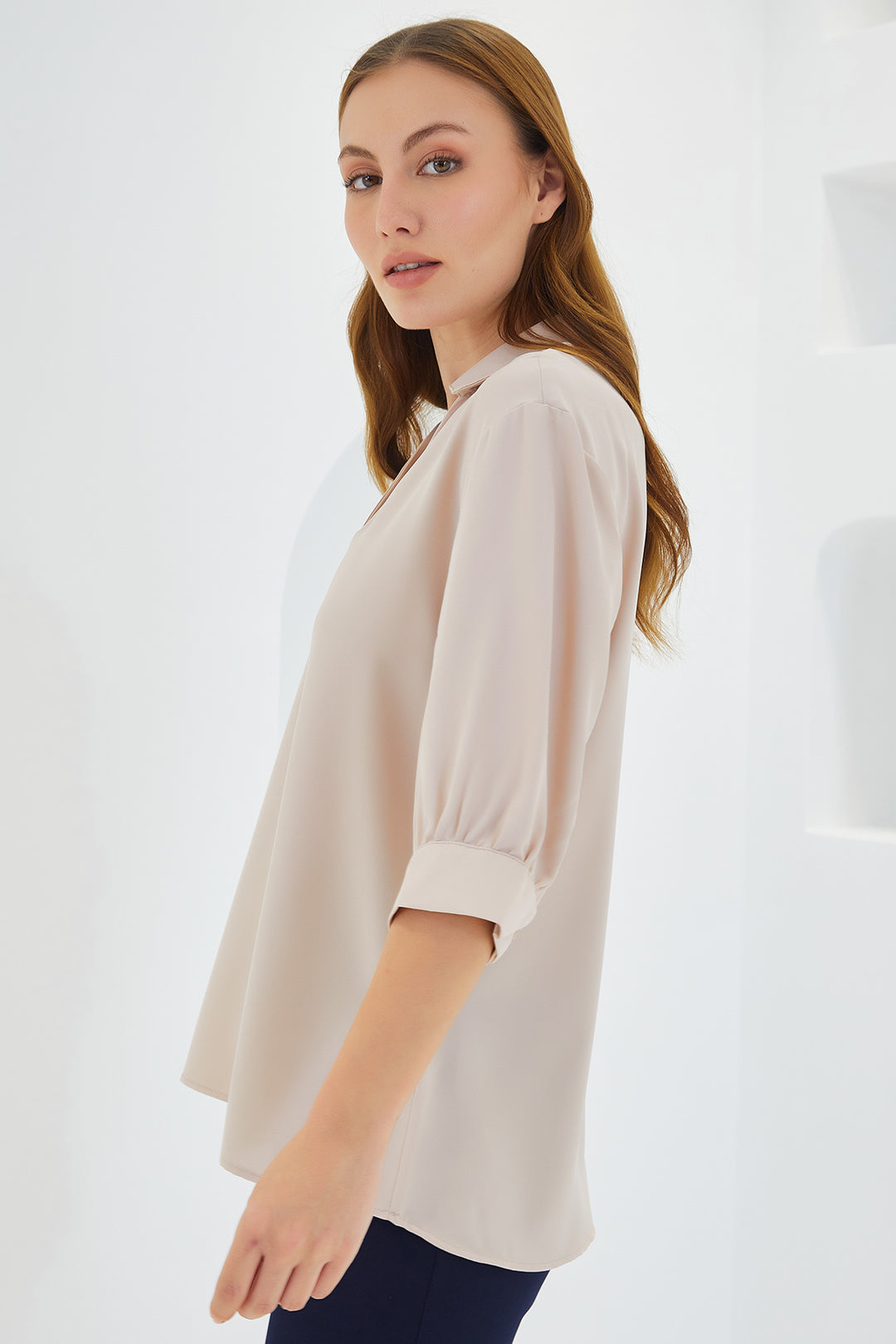 Bigdart Blouse en Satin à Col Chemise Crème Femme 0493