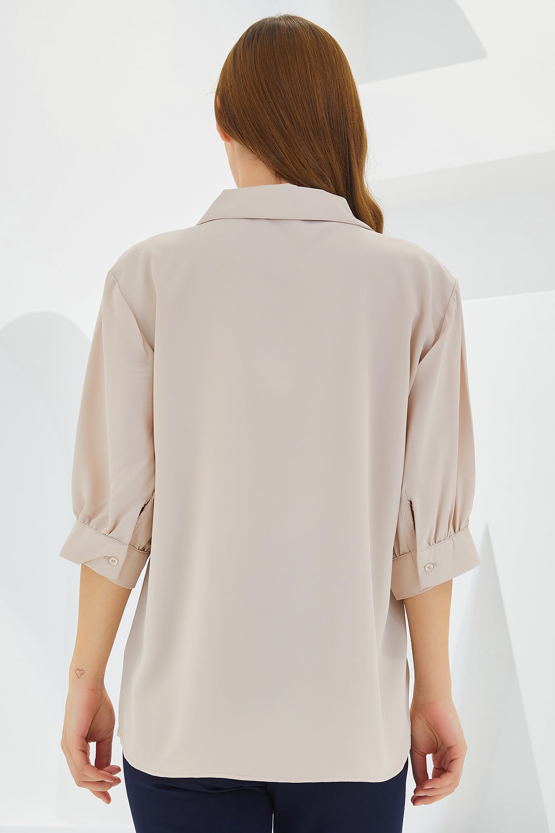 Bigdart Blouse en Satin à Col Chemise Crème Femme 0493
