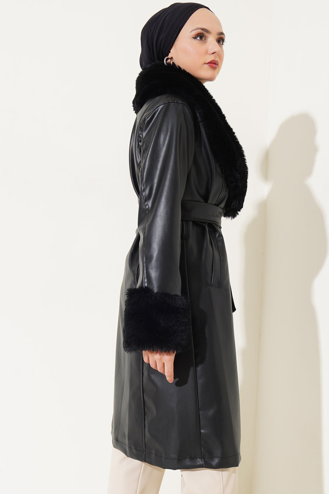 Bigdart 1026 Veste en simili cuir avec col en fourrure et ceinture - Noir