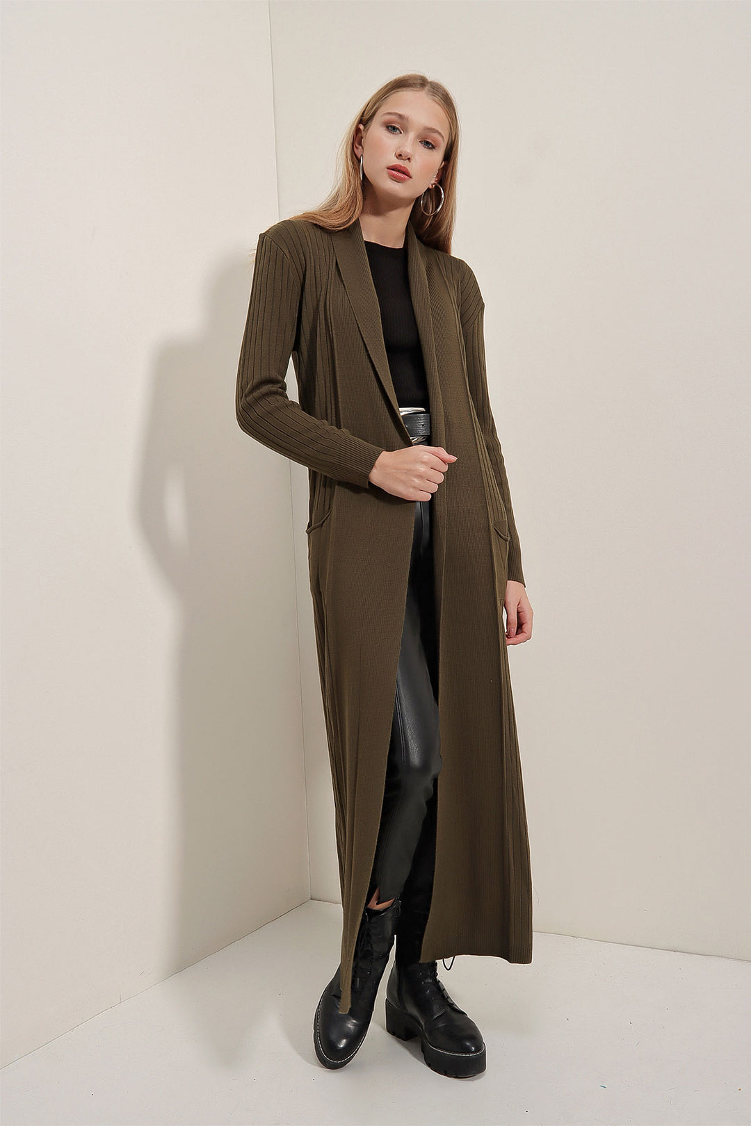 Bigdart Gilet en tricot long 15690 - Kaki